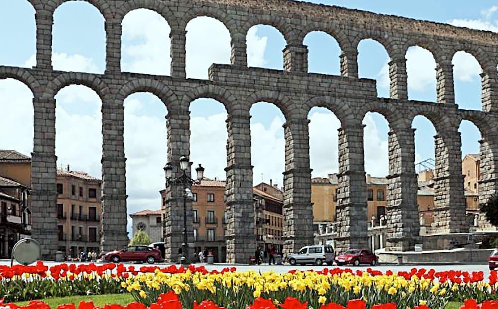 Hotel Ele Acueducto Segovia Exteriér fotografie
