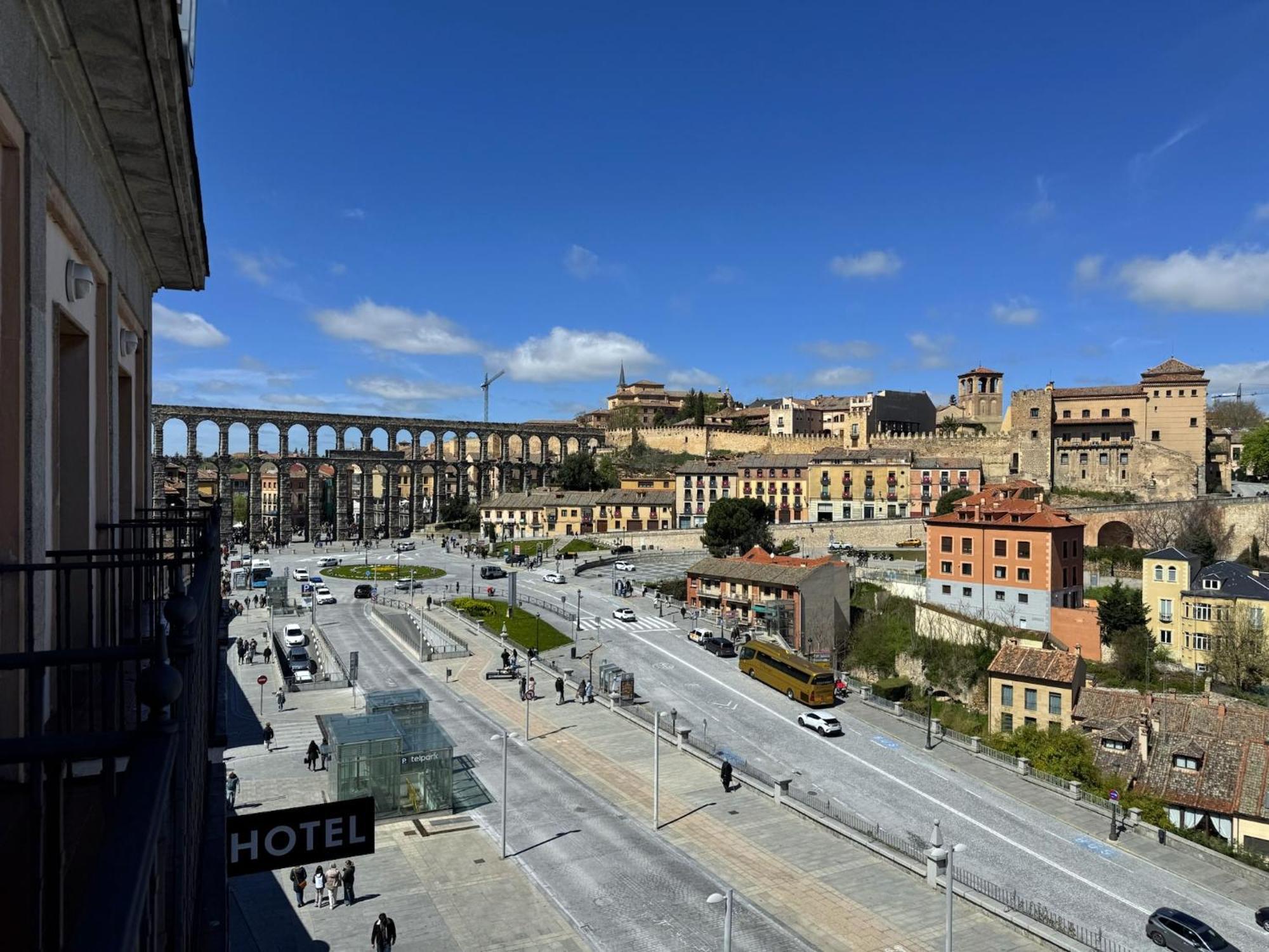 Hotel Ele Acueducto Segovia Exteriér fotografie